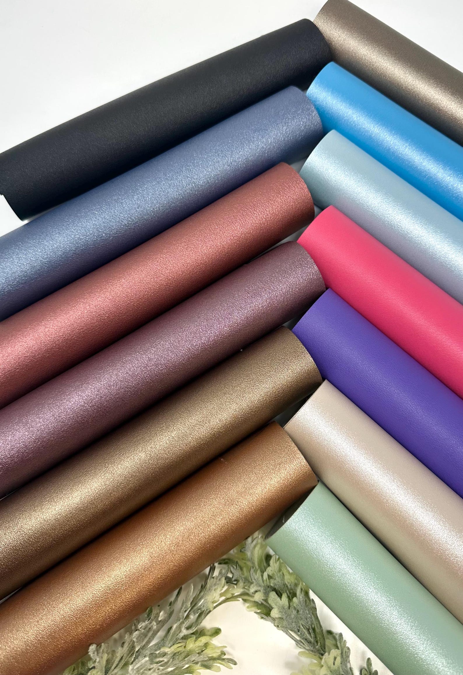 K208 Metallic Faux Leather Sheet: Smooth Texture, Hair Bow Supplies ...