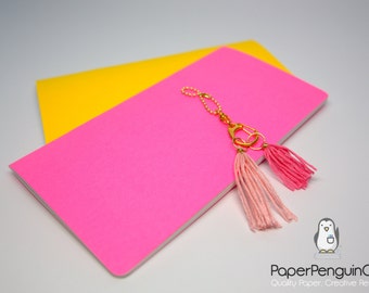 N035: Cuaderno de 40 páginas con cubierta de colores brillantes, papel blanco brillante, 118 g/m²