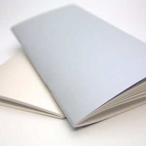 N019: Metallic Shimmer Cover Bright White Paper 118 GSM Black Paper 89 GSM 40 Pages Notebook