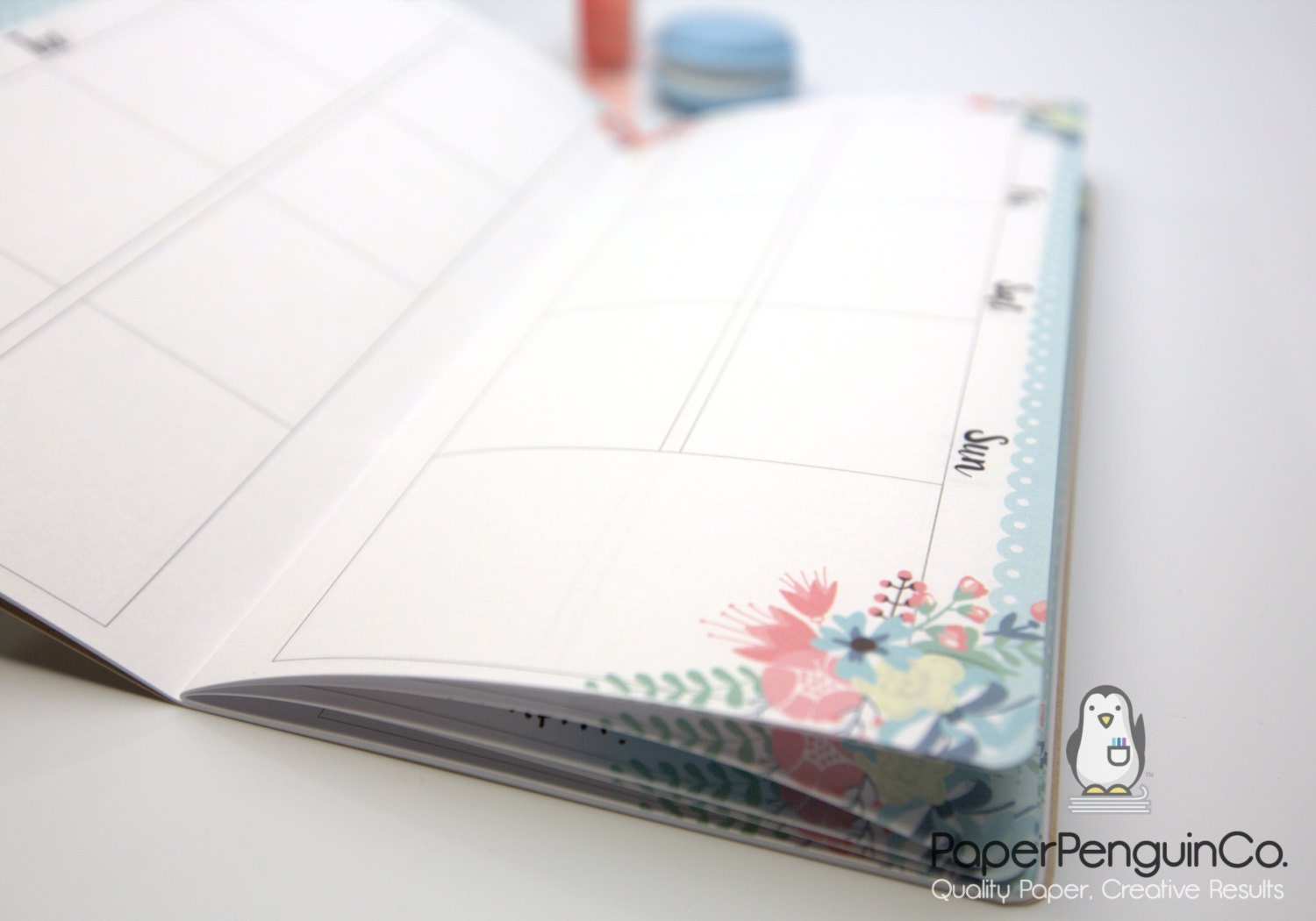 Week on 2 Pages, Minimalist, V006 Travelers Notebook Insert