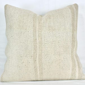 Turkish Hemp Kilim Pillow 20x20,Kilim throw Pillow, Vintage Handmade kilim pillow,Decorative Turkish Hemp pillow cover for Sofa,White Pillow