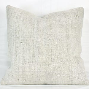 Turkish Hemp Kilim Pillow 20x20,Kilim throw Pillow, Vintage Handmade kilim pillow,Decorative Turkish Hemp pillow cover for Sofa,White Pillow