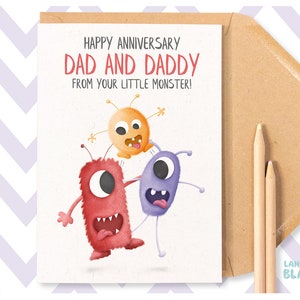 Lustige LGBT Jubiläumskarte, Zwei Papas Gay Happy Anniversary Dad and Daddy Cute crazy little Monster Dad Karte, From Daughter Son, PE27B