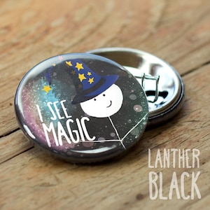 Ich sehen Magic Button Badge / Stift / Funny Abzeichen / Zauberer / Regenbogen / Geburtstag Abzeichen / Geschenk / 32mm / BB07