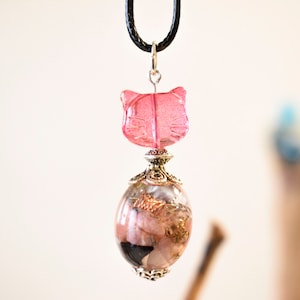 Cat pendant, Beneficial orgonite, Protective, Energising, Reassuring, Anti-stress, Handcrafted . 105123
