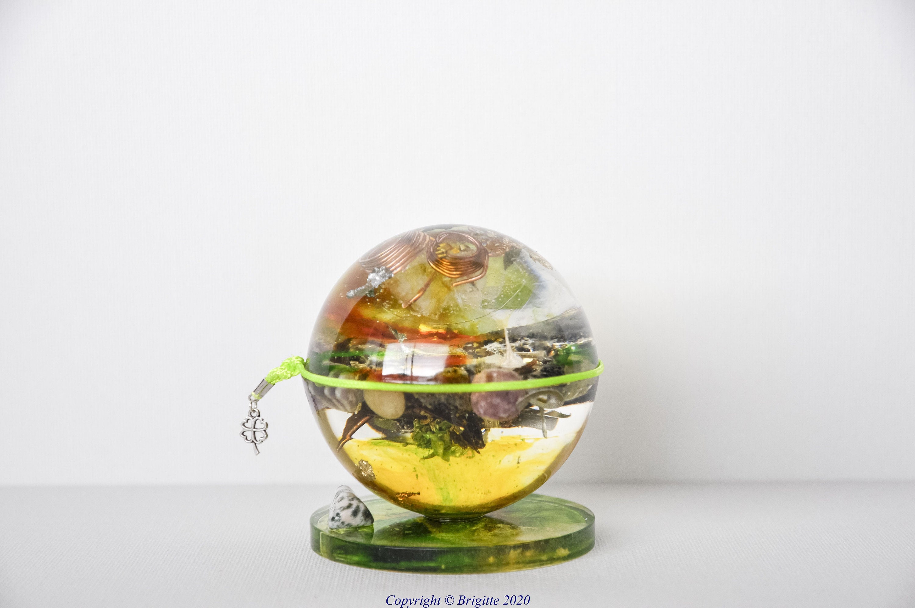 Orgonite Sphère. O32820
