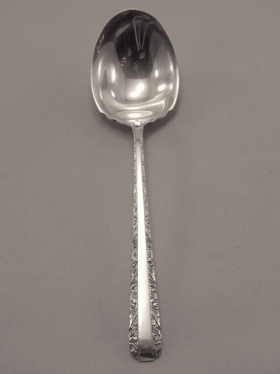 TOWLE CANDLELIGHT STERLING SILVER TEASPOON NEARLY NEW CONDITION