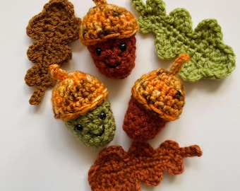 Crochet pattern: Acorn and oak leaf - PDF autumn patterns - PDF crochet patterns - PDF crochet acorn pattern - Acorn pattern - Crochet