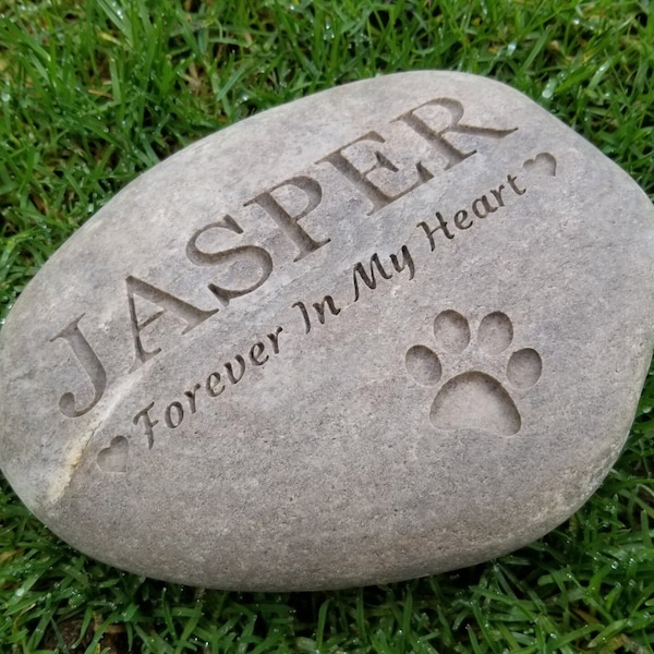 PET MEMORIAL STONE - Custom Engraved Natural Stone Pet Memorial River Rocks for Dogs & Cats. Personalized Designs, 3 Sizes, Free Shipping.