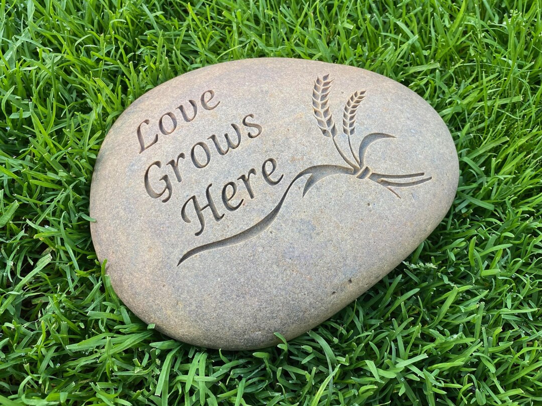 PERSONALIZED GARDEN STONE Unique Personalized Gift Natural Rock ...