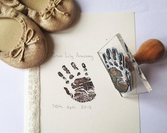 Handprint stamp with inkless kit | New baby gift | Custom handprint stamp | New baby signature stamp  | UK | Ships worldwide