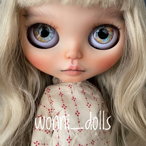 Custom Blythe Doll by Wonni_dolls - Etsy Custom Blythe Doll by Wonni_dolls - Etsy