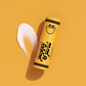 100% Natural Jumbo Lip Balm, Lil Poppies, Banana Fanna Flavor, Leaping Bunny Certified, Cruelty-Free, Poppy & Pout