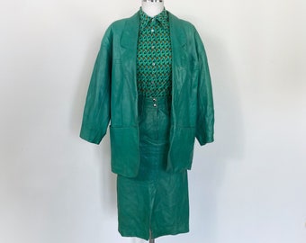Vintage 80s green leather skirt suit, 1980s suit, leather suit, womens suit set, leather matching set, two piece skirt set, 1980s skirt suit
