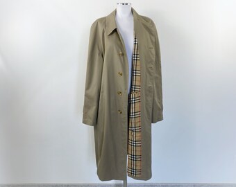 trench-coat BURBERRY vintage, trench-coat Burberry pour hommes, manteau de pluie Burberry, pardessus burberry, manteau burberrys, trench-coat burberrys