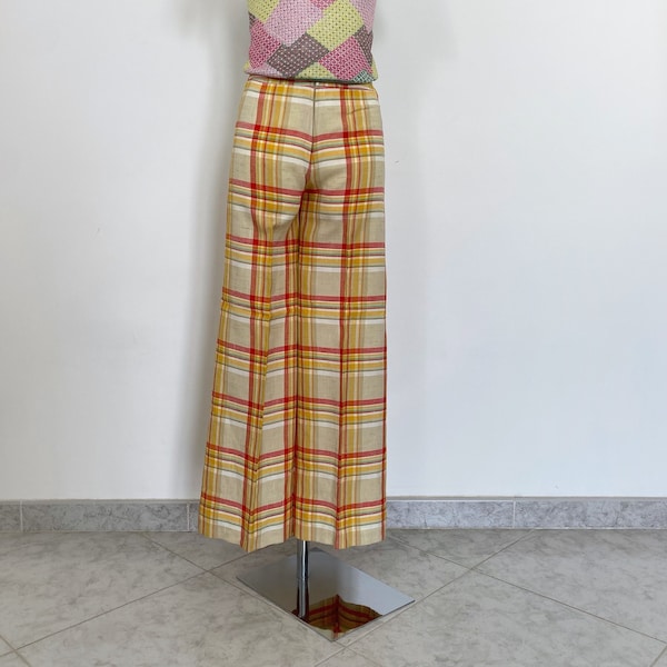 Vintage 70s plaid pants, 70s plaid wide leg pants, vintage 1970s high waist plaid bell bottom trousers, womens size S, 70s orange pants