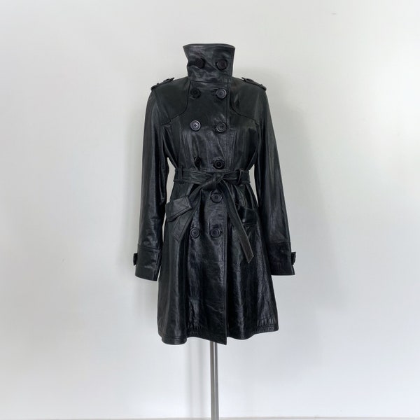 Manteau en cuir noir vintage des années 90, trench-coat en cuir noir, trench-coat en cuir pour femme, veste en cuir, veste longue en cuir, trench en cuir