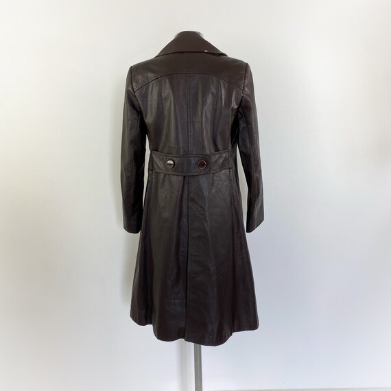 Large 1970s Brown Leather Trench Coat Wide Collar with Great Details main image 0