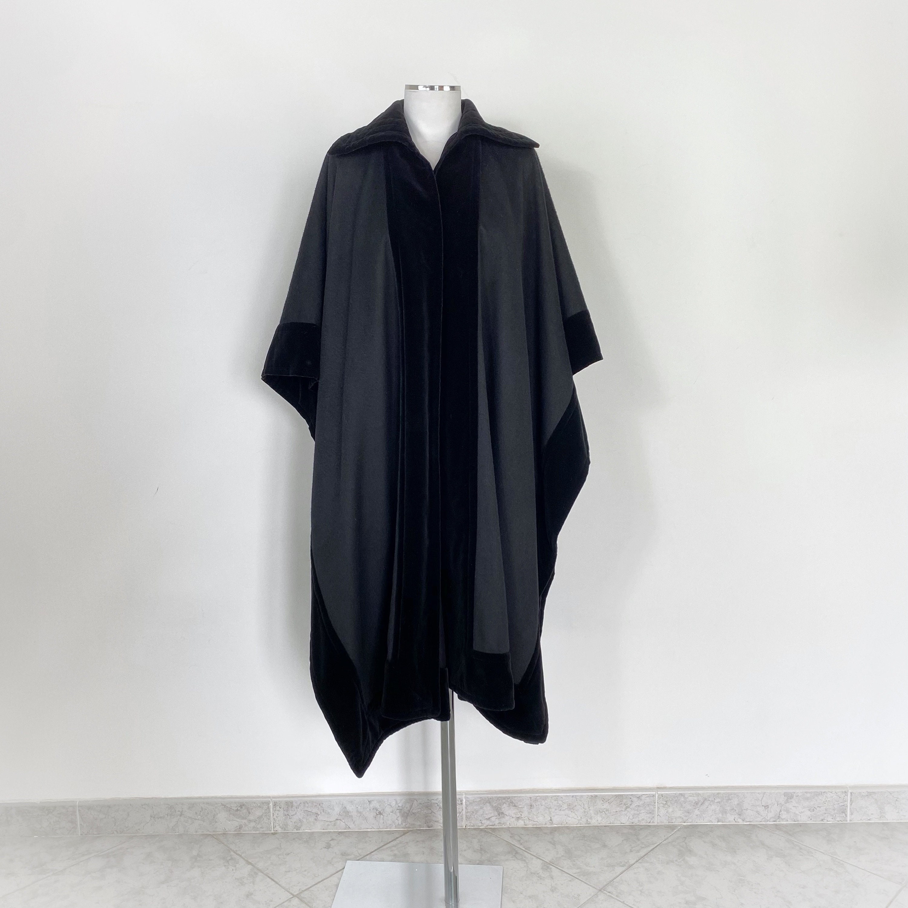 Saint laurent cape - Etsy Italia