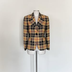 Vintage 90s plaid blazer, 1990s blazer, tartan blazer, wool plaid blazer, womens blazer, made in Italy, women wool blazer, italian designer