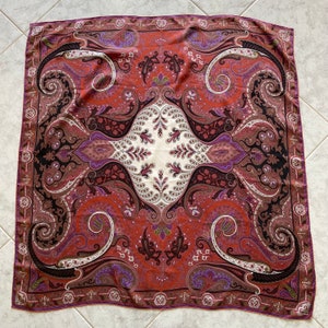 Écharpe en pure soie ETRO, écharpe en soie imprimée, écharpe en soie carrée, écharpe en soie colorée, écharpe unique, écharpes en pure soie, écharpe en soie élégante