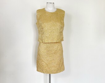 tailleur jupe vintage des années 60, ensemble en lurex, costume mod, ensemble de deux pièces, ensemble assorti des années 60, ensemble de jupe des années 1960, ensemble métallique, lurex doré