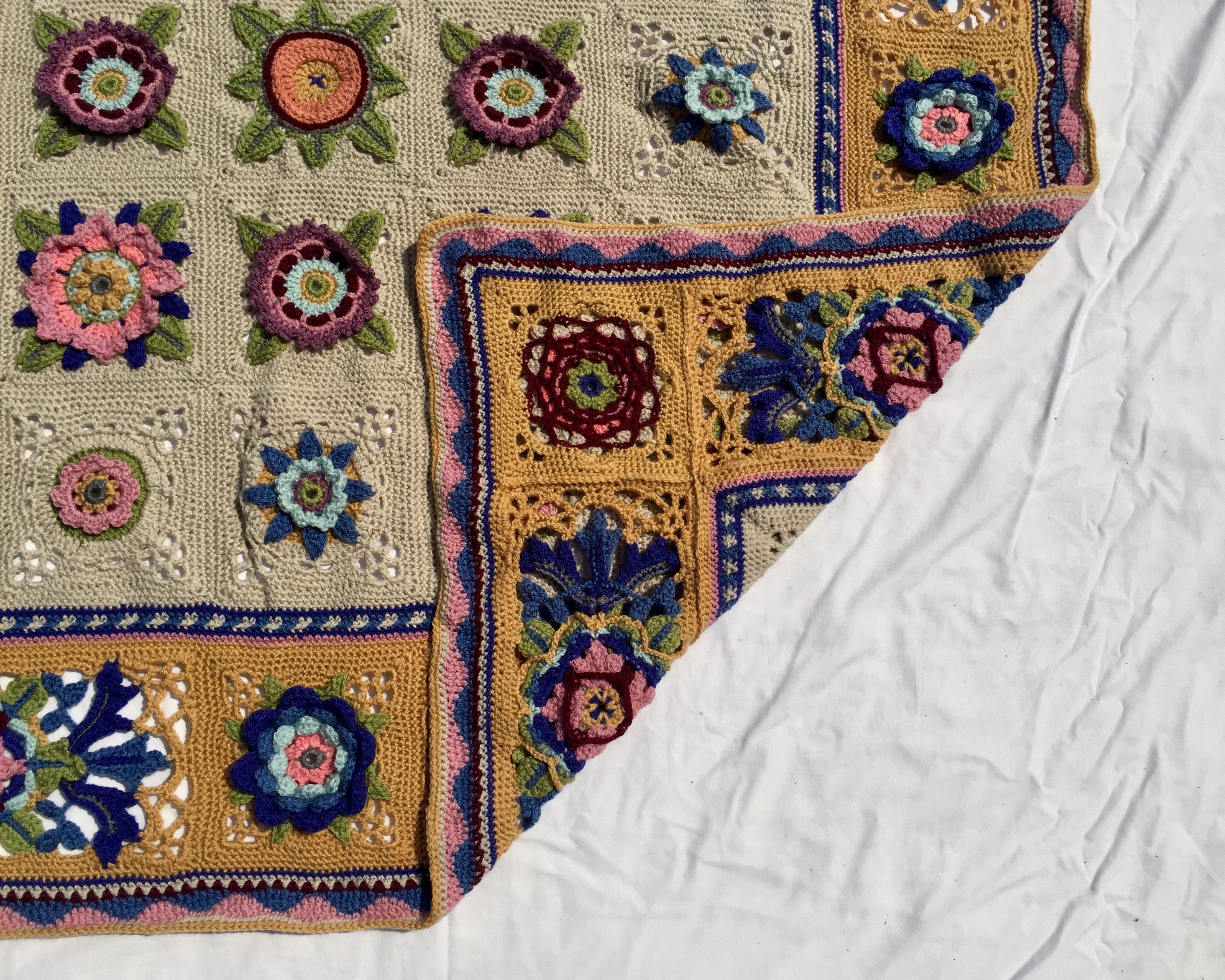 ACANTHUS かぎ針編み パッチワーク マルチカバー ひざかけ こたつカバー