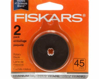 2x Fiskars 45mm Rotary Cutting Blades. 2 Blades per Package. Fits Fiskars  45mm Handles. Cuts Batting, Multi Fabric Layers, Etc 195310 