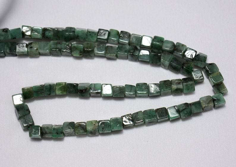 5mm Approx Gemstone For Jewelry Emerald Plain Box Shape Briolettes 16 Inch Strand Full Strand Emerald Box Shape Beads