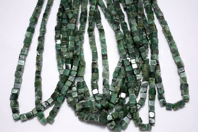 5mm Approx Gemstone For Jewelry Emerald Plain Box Shape Briolettes 16 Inch Strand Full Strand Emerald Box Shape Beads