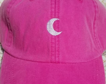 Mini Crescent Moon geborduurde baseball hat