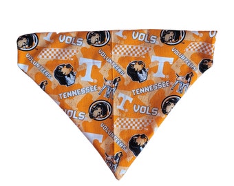 Over the Collar Dog Bandana, Tennessee Volunteers Slips On Collar Pet Scarf, Tennessee Vols Bandana, Tennessee Pet bandana, Dog Accessory