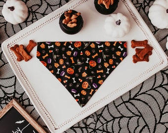 Happy Halloween Over the Collar Dog Bandana that Slips onto their Existing Collar. Howl-o-ween dog Bandana.