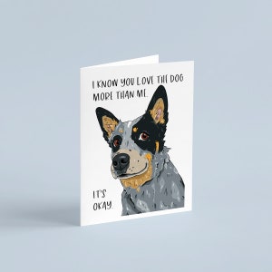 Chien bleu à talons, carte drôle, carte d'anniversaire, carte d'amour mignonne, carte de bouvier, c'est bien tu aimes le chien plus