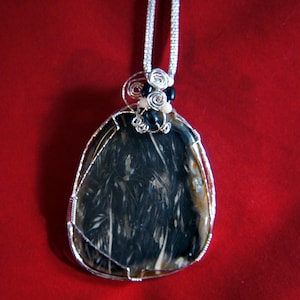 Feather Agate Necklace