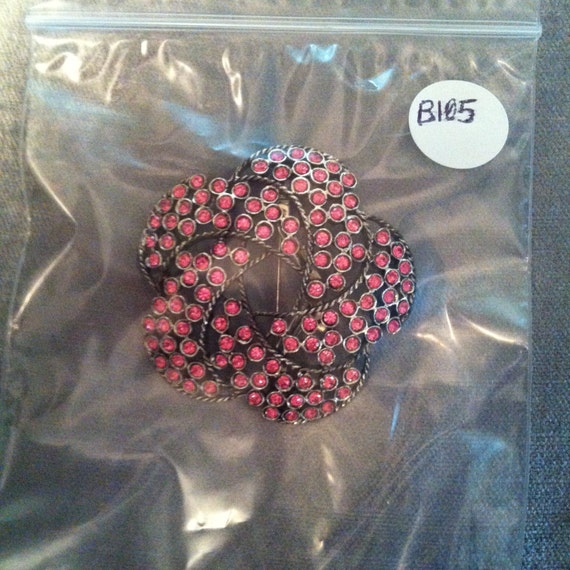 Antique Weiss Pink Flower Brooch - image 4