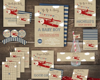 Könnte beinhalten: Ein Set druckbarer Babyparty-Dekorationen mit einem roten und blauen Flugzeug-Motiv. Das Set beinhaltet Einladungen, ein Willkommens-Schild, ein Schild für die Windel-Tombola, ein Schild für Buchwünsche, ein Dankesschild und eine Strohhalm-Flagge. Der Text auf der Einladung lautet "Up Up & Away, A Baby Boy is on the way!"
