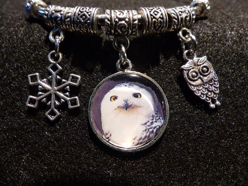 Photo charm bracelet\u2013 Snowy Owl \u2013 original digital photo charm \u2013 2.25\u201d diameter cuff bracelet