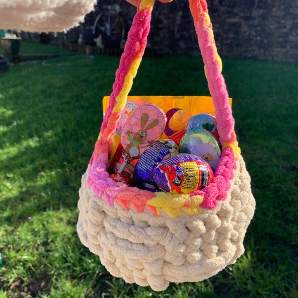 PDF Crochet Pattern - Easter Basket for kids - Quick and easy with super bulky blanket yarn