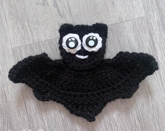 Crochet Pattern PDF | Cute Halloween Bat Applique | Flat Bat Motif | Crochet Halloween Garlands, Decorations, Ornaments, Bunting | Baby Kids