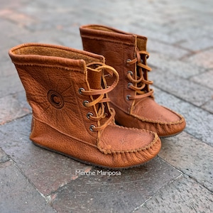 Size 5 Moccasin Boots