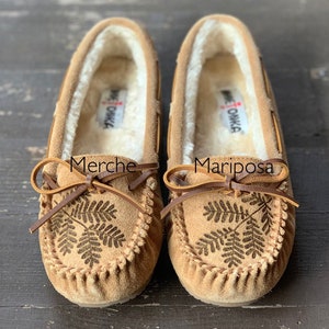 Moccasins Slippers, Leaf by Merche Mariposa