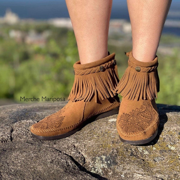 Moccasin Fringe Boots by Merche Mariposa