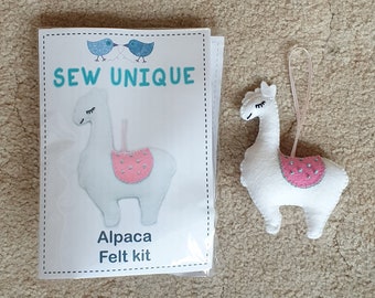 Make Your Own Cute Alpaca  - Felt Kit/ Sewing Kit / Cute Alpaca /Hand Sewing Kit