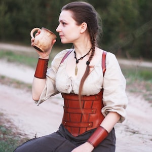 Leather Corset Set - Corset, Leather Cuffs  - Handmade - Medieval Dress - Cosplay - Steampunk - LARP - Renaissance fair