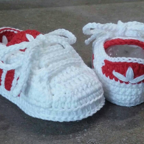 Crochet baby shoes Adidas style 100% cotton, baby footwear, crochet baby booties, crochet sneakers