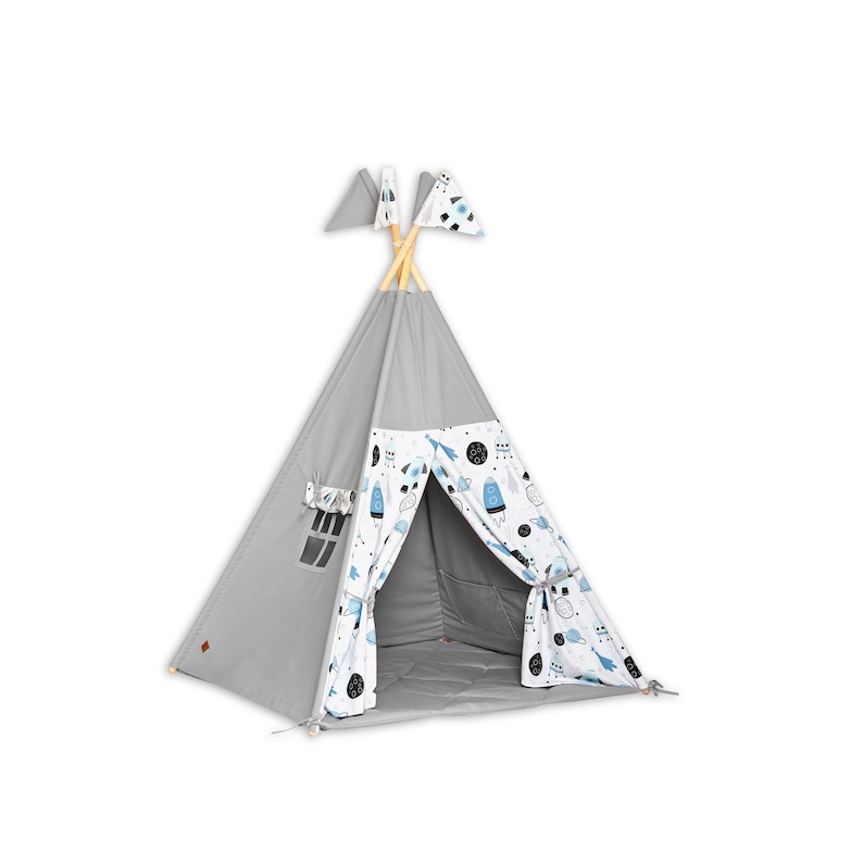 teepee tent with mat