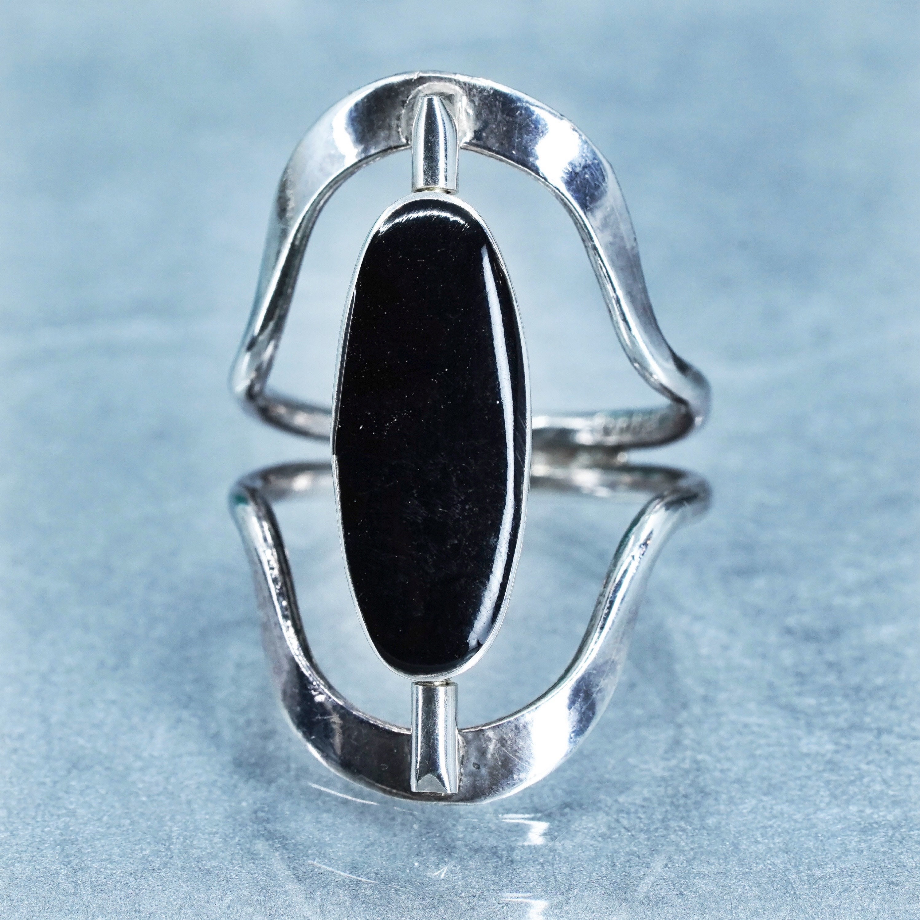 Size 8, Vintage Mexican Sterling 925 Silver Handmade Spinner