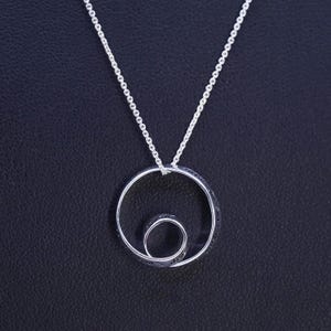 Sterling Silver Circle Pendant Necklace, Infinity Loop Embossed, Vintage 16+2"