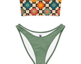 Retro Floral Checkerboard Bandeau Bikini, 70s Groovy Flower Two Piece Swimsuit, Vintage Daisy Print High Waist Bikini, Colorblock Swimsuit
